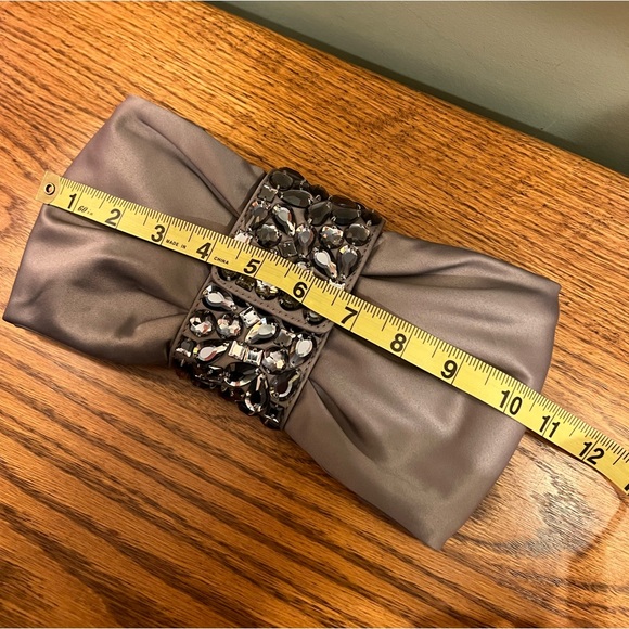 Grey/Silver Satin Evening Bag w/Bling - Picture 7 of 9
